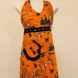 Halloween Apron os ladies orange with black cats - Witch Craft cotton